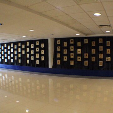 IDE-018-2019.-Polideportivo Victoria exhibe galardones de Héroes del Deporte en Tamaulipas (2) Polideportivo Victoria exhibe galardones de Héroes del Deporte en Tamaulipas