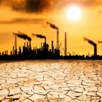 FMI alerta en Davos sobre riesgos económicos de calentamiento global