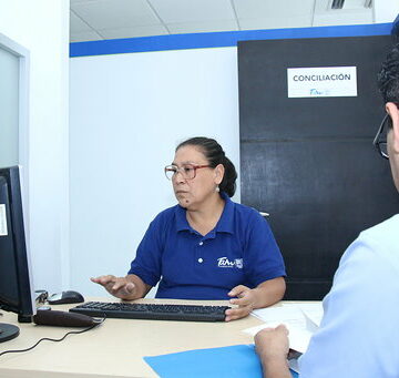 8725616137a0d6d70ecd3b71701343c45ad5d12abf943c06ba94d2a135d69323 Solucionan conflictos laborales, favoreciendo el diálogo entre patrón y trabajador