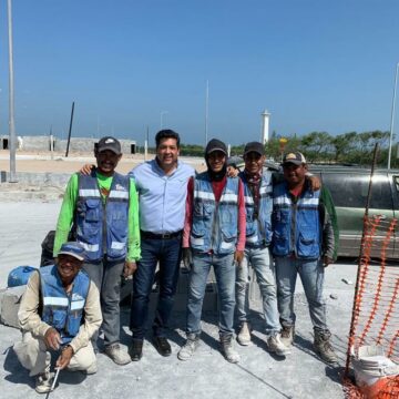 TAM-103-2019.-Supervisa Gobernador construcción de viviendas para pescadores en Matamoros (2) Supervisa Gobernador construcción de viviendas para pescadores en Matamoros