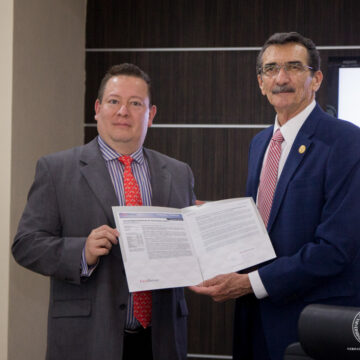 Foto_2_calidad_crediticia_27_11_19 Califica Fitch Ratings a la UAT con alta calidad crediticia