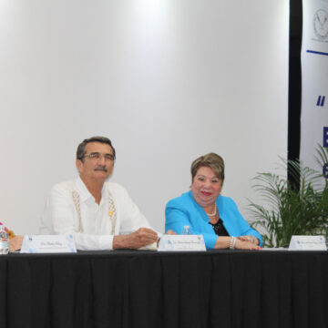 Foto_2_foro_15_08 Inaugura Rector en Tampico Foro sobre Cronicidad y Adulto Mayor