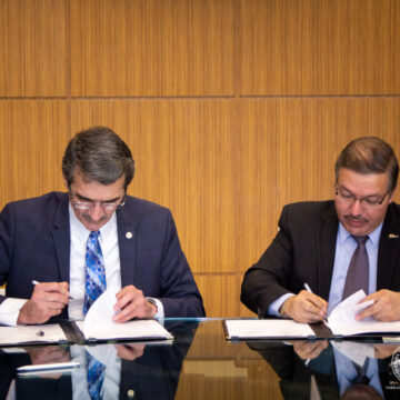 Foto_4_firma_electronica Emitirá UAT firma electrónica para procesos administrativos y financieros