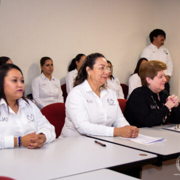Imparte UAT curso de lengua de señas mexicana