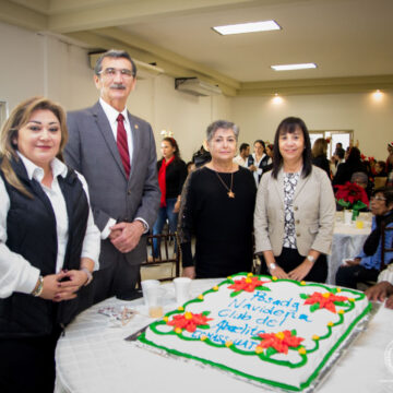 Foto_3_COMASS_07_12_19 Ofrece UAT festejo prenavideño a los abuelitos universitarios