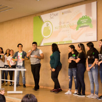Foto_2_nutrición_12_02_2020 Realiza la UAT “100 nutriólogos dijeron” en el Campus Victoria