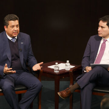 Expone gobernador ventajas económicas de Tamaulipas en Houston