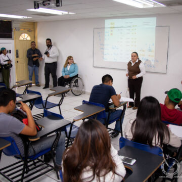 Realiza UAT estudios para detectar y atender a estudiantes discapacitados