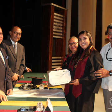 Foto_2_FADU_24_06 Se gradúan nuevos profesionales de la FADU-UAT