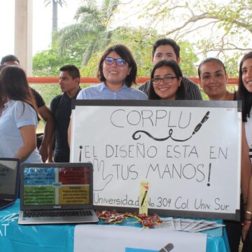 Exponen proyectos alumnos emprendedores de la UAT en Tampico