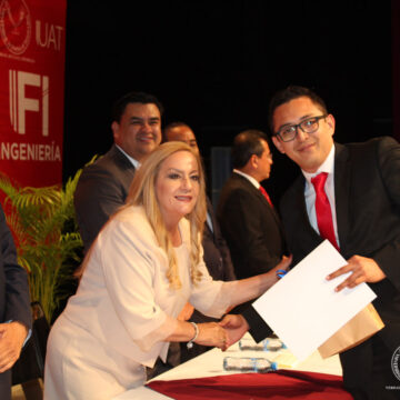 Realiza Ingeniería UAT-Tampico ceremonia de graduación