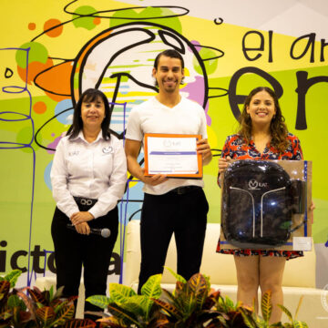 Foto_3_emprendedor_03_05 Conocen jóvenes en la UAT el arte abstracto de emprender