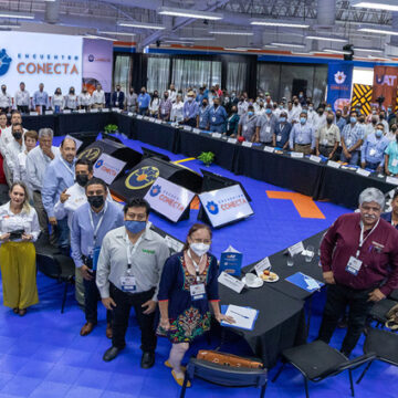 Preside Rector Encuentro Conecta UAT con sectores de El Mante