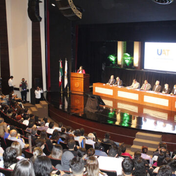 Rector de la UAT inaugura la Semana del Derecho en el Campus Tampico