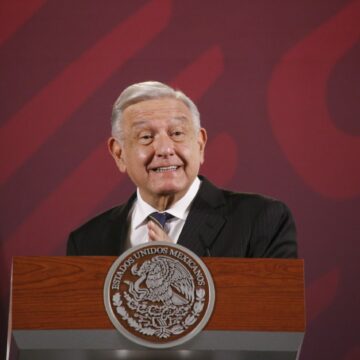 NotiPress - AMLO Mañanera 30-10-2023 Sergio F Cara (NotiPress) López Obrador reconoce esfuerzos de Biden por «mejorar» situación migratoria