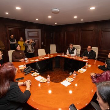 3 (8) Fortalece Dámaso Anaya vínculos de la UAT con legisladores federales