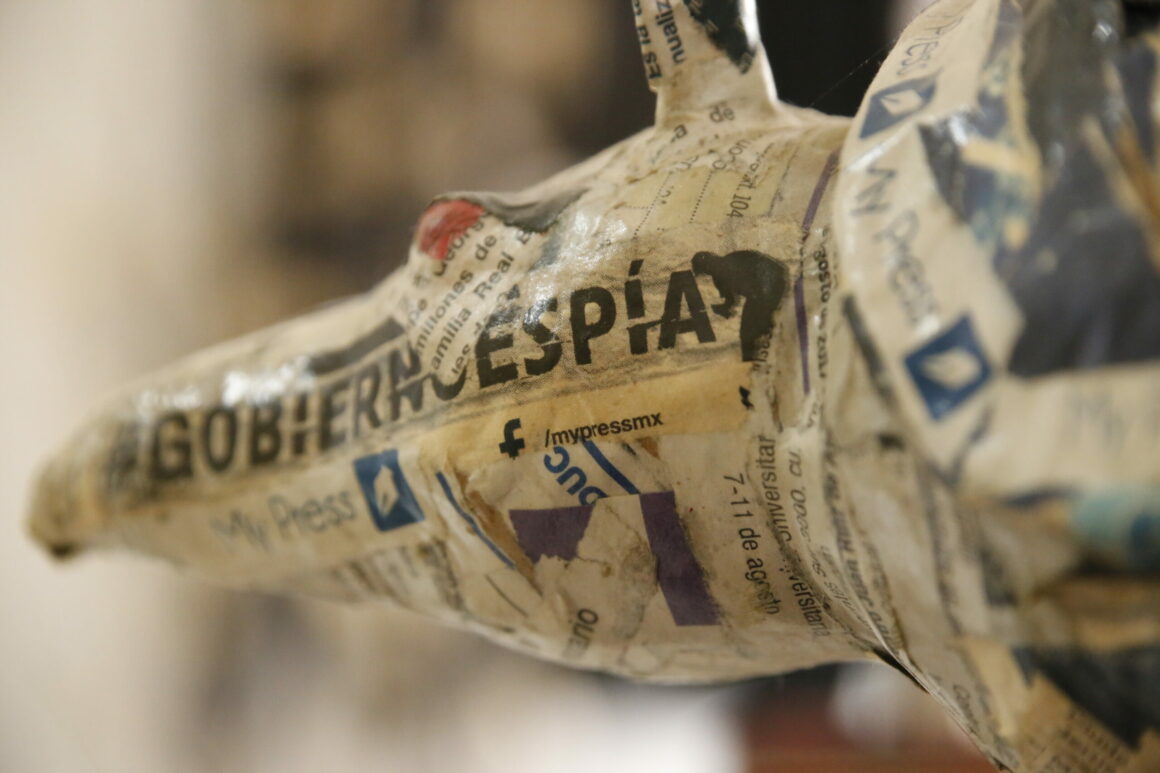 NotiPress - Gobierno espía Sergio F Cara (NotiPress) Gobierno espía se desvanece en la causa de espionaje a Carmen Aristegui