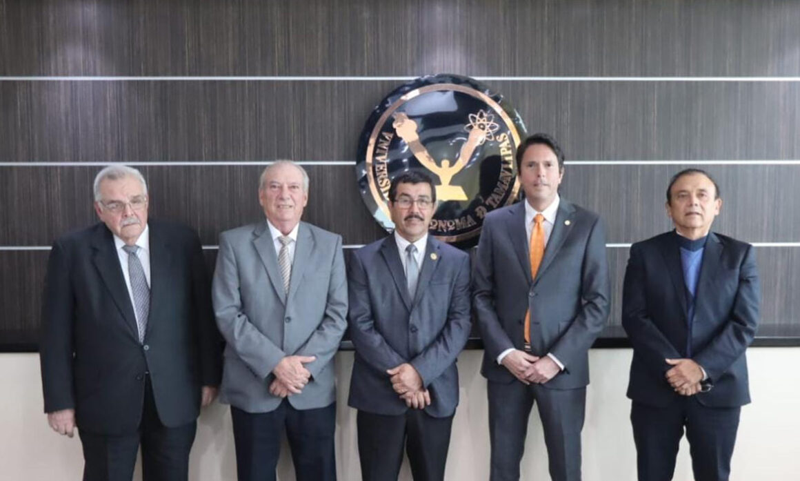 WhatsApp Image 2024-01-19 at 14.13.18 Respalda el Patronato de la UAT la labor de Dámaso Anaya