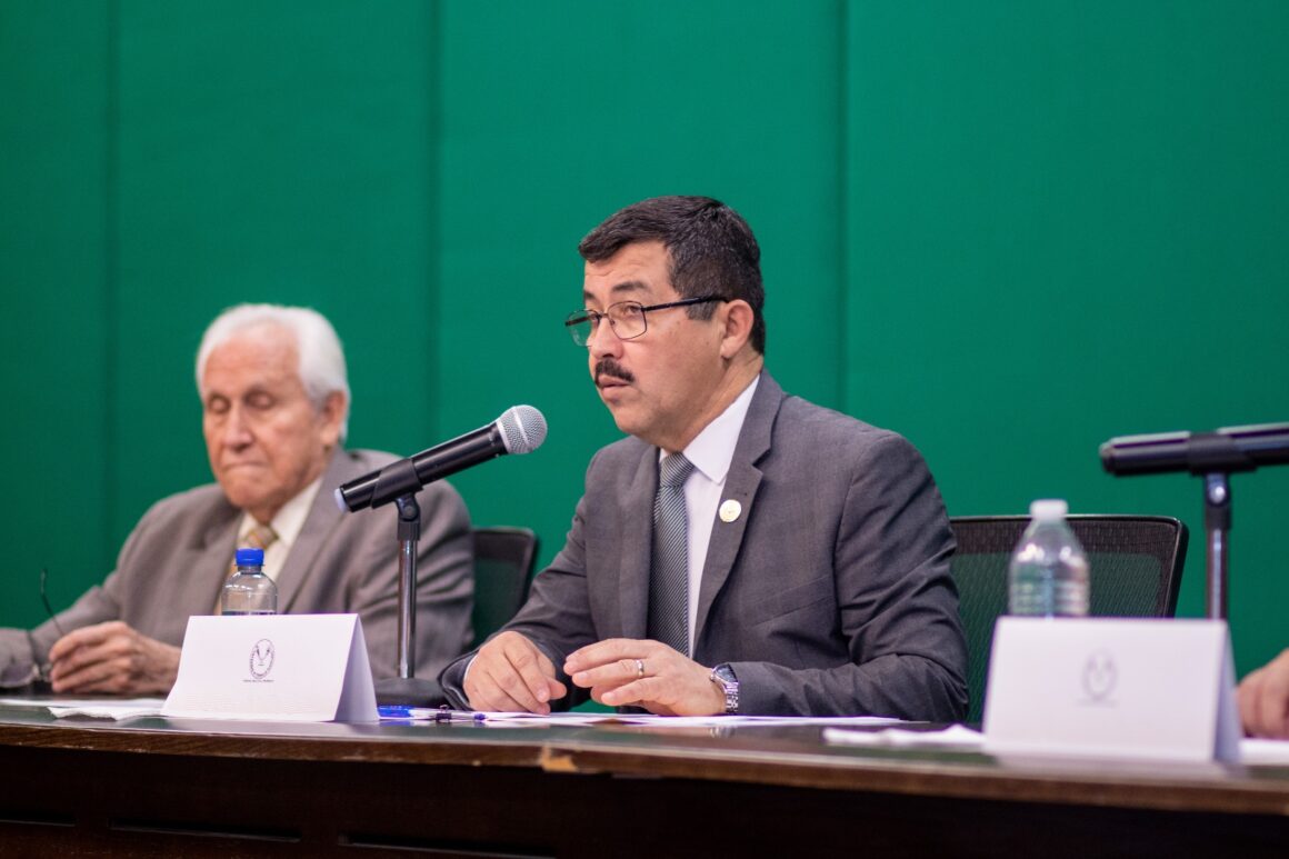 Abrirá la UAT dos (3) Abrirá la UAT dos nuevos programas de licenciatura