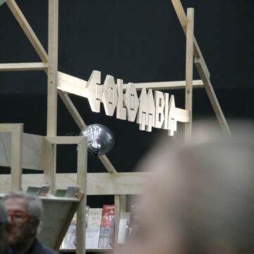 NotiPress - Stand de Colombia FIL 2023 Sergio F Cara (NotiPress) Thomas Greg & Sons pide a Cancillería de Colombia firmar contrato de pasaportes