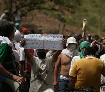 OIP (2) Comunidad de Golondrinas lucha contra abusos de Inmobiliaria UKLA