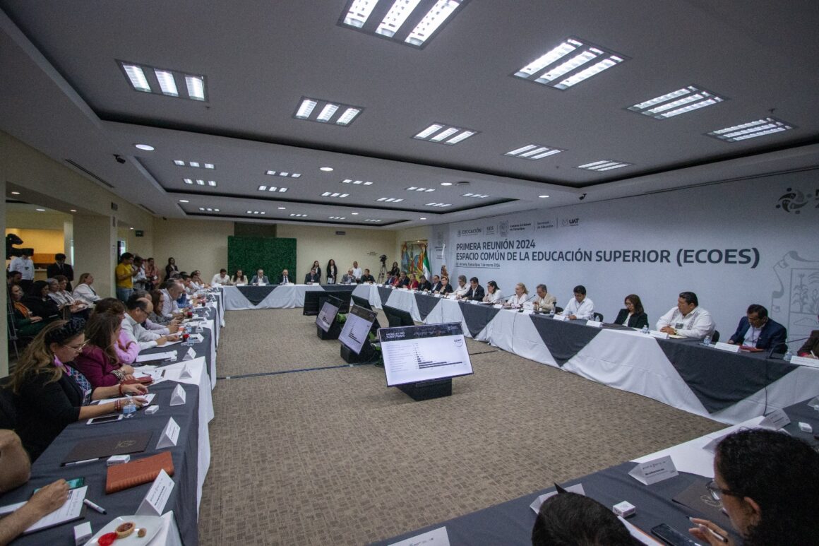 Participa la UAT en primera (4) Participa la UAT en primera reunión del ECOES 2024 para fortalecer la educación superior en Tamaulipas