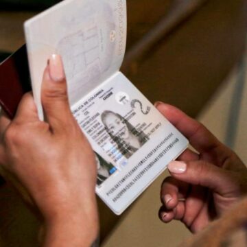 colp-247291_43413478_20231002155714 Cancillería colombiana reevalúa contrato de pasaportes ante «irregularidades»
