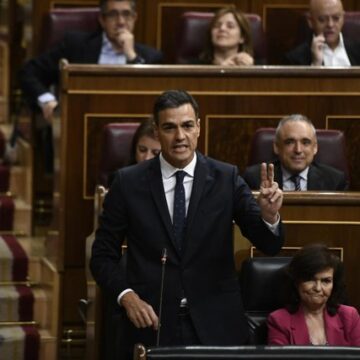 Sesión de control al Gobierno en el Congreso Gobierno busca consenso en el Congreso para una nueva ley Bases