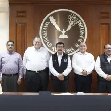 Rector estrecha vínculos de la UAT con sector empresarial del sur de Tamaulipas