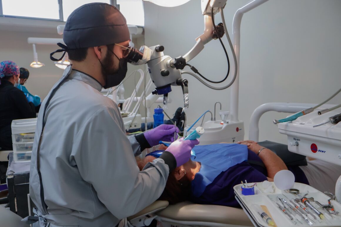 21 abr - La UAT brinda (2) La UAT brinda más de nueve mil servicios dentales por año