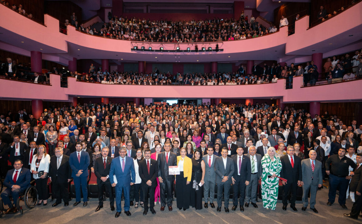 26. La UAT es aliada (3) La UAT es aliada de la transformación que impulsamos en Tamaulipas: Dr. Américo Villarreal