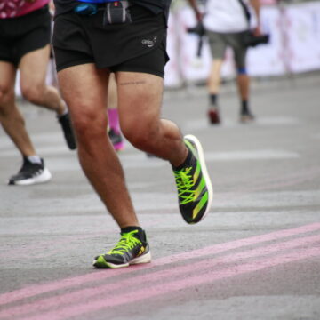 La importancia de mantenerse hidratado a la hora de correr en días de mucho calor