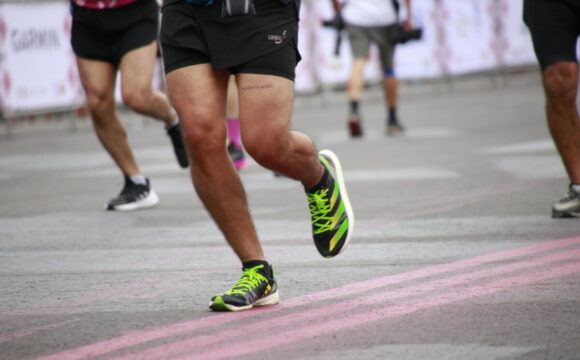 La importancia de mantenerse hidratado a la hora de correr en días de mucho calor