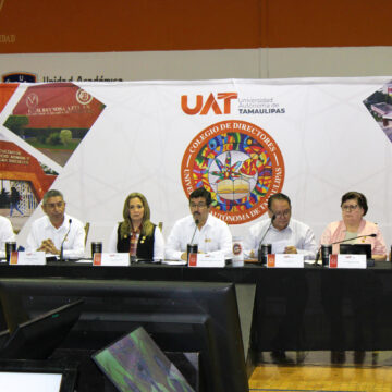 Destaca Dámaso Anaya apoyo de directivos para la transformación de la UAT
