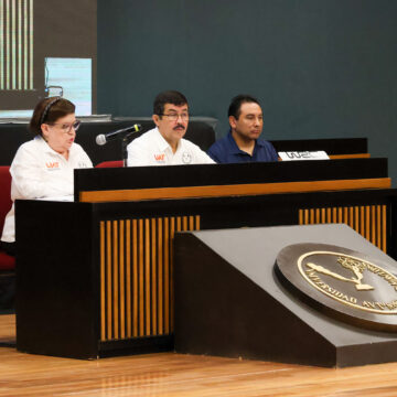 3 Refuerza la UAT la actualización y gestión del sistema de bibliotecas