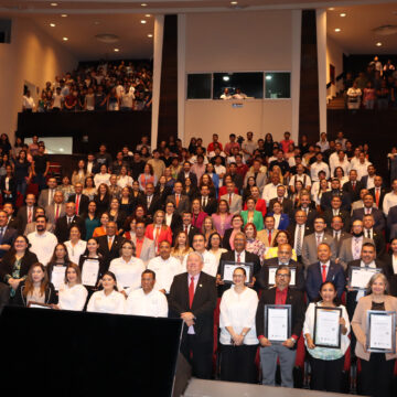 foto 8 reconocimiento nacional 19 09 2024 Recibe la UAT reconocimiento nacional por la calidad de sus programas educativos
