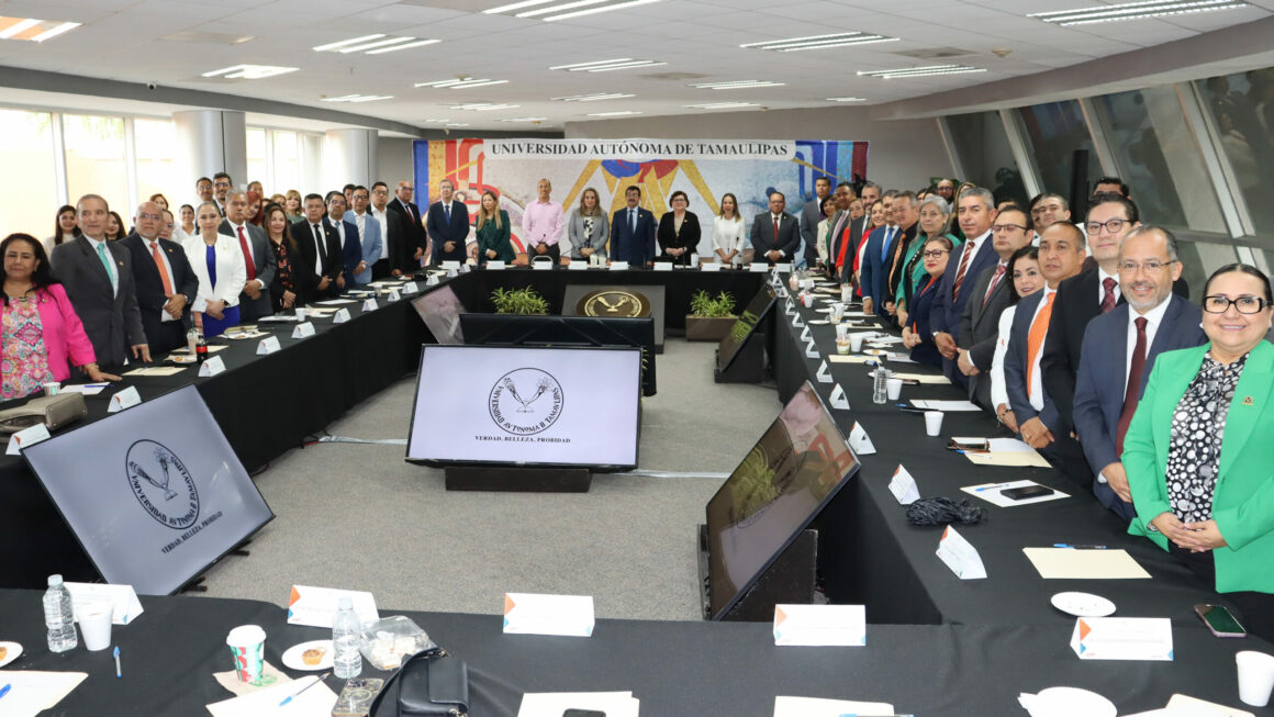 Se suma la UAT al Sistema de Evaluación y Acreditación de la Educación Superior