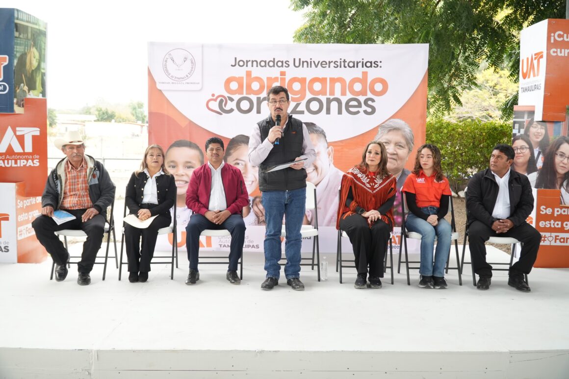 brigada 3 Rector de la UAT inaugura las jornadas “Abrigando Corazones”