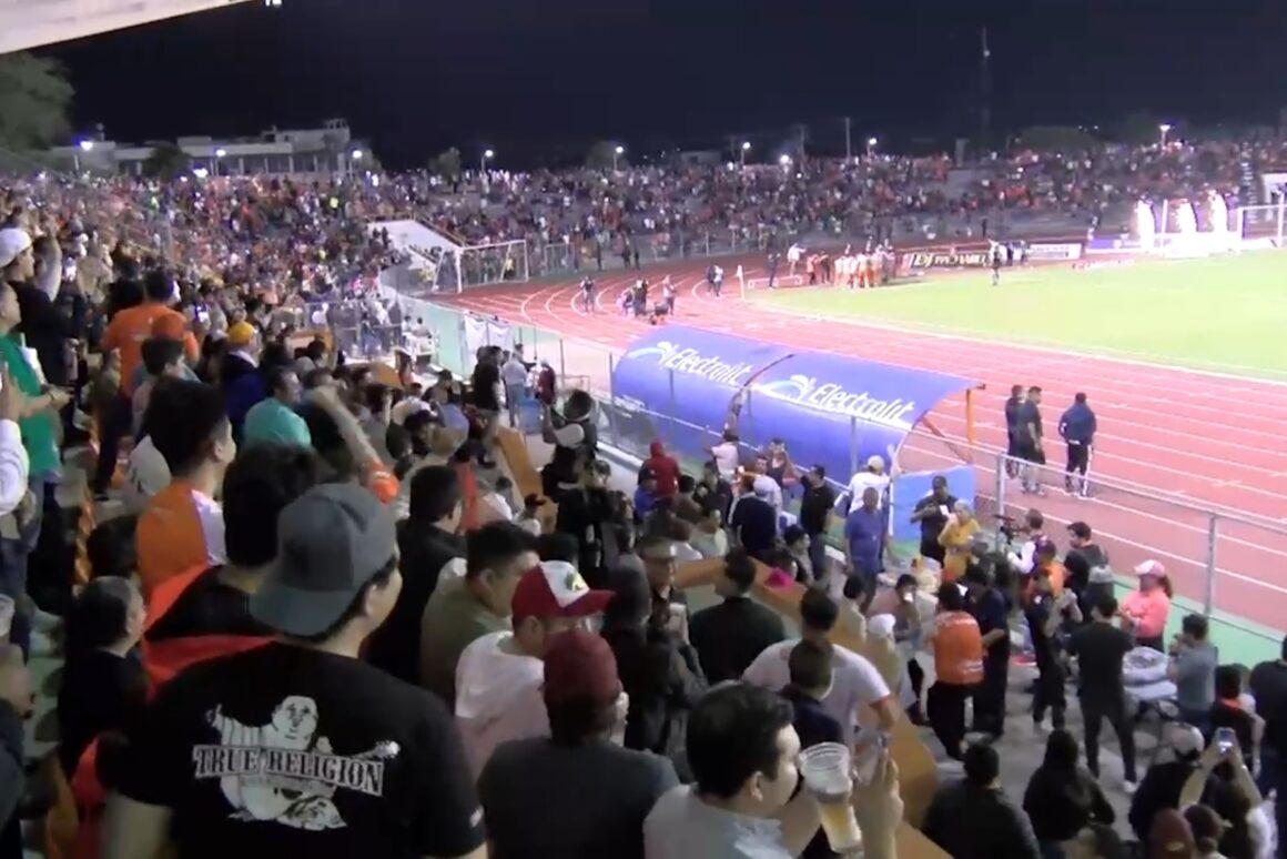 corre5 Afición del Corre Uat la mejor de México