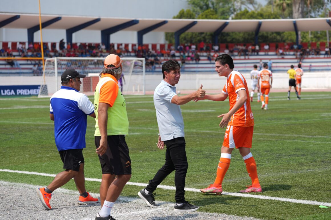 Ventaja para Correcaminos en la final de ida de la liga premier
