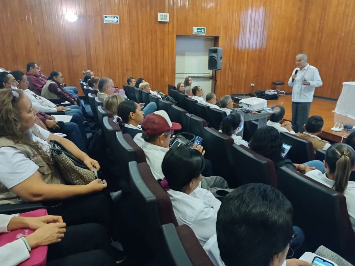 Actualiza Salud a sus trabajadores con el Curso Taller para el Manejo Clínico del Dengue