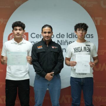 YDRAY-1-(5) Estudiantes del CEINA-UAT obtienen certificación internacional en el idioma francés