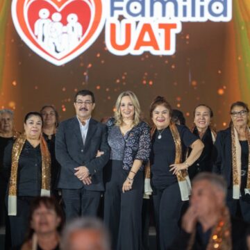 Celebran Gala de Navidad Familia UAT 2025