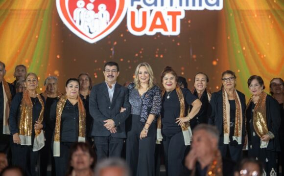 Celebran Gala de Navidad Familia UAT 2025
