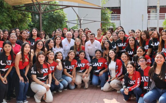 Histórico: la UAT certifica la totalidad de su oferta educativa