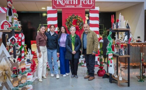 Comparte María de Villarreal el bazar “Un DIFciembre para recordar” junto a familias y emprendedores