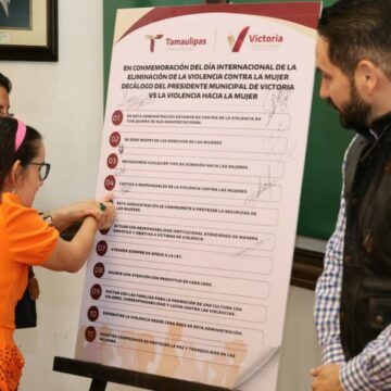 WhatsApp-Image-2025-11-25-at-6.19.34-PM-1 Firma Victoria decálogo contrala violencia hacia las mujeres