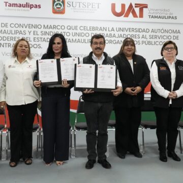 Otorgará la UAT becas a hijos de trabajadores del SUTSPET